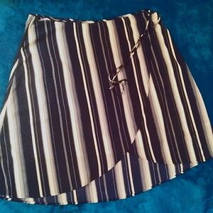 Charlotte Russe Navy Blue White Wrap Tie Front Nautical‎ Resortwear Cruise Skirt